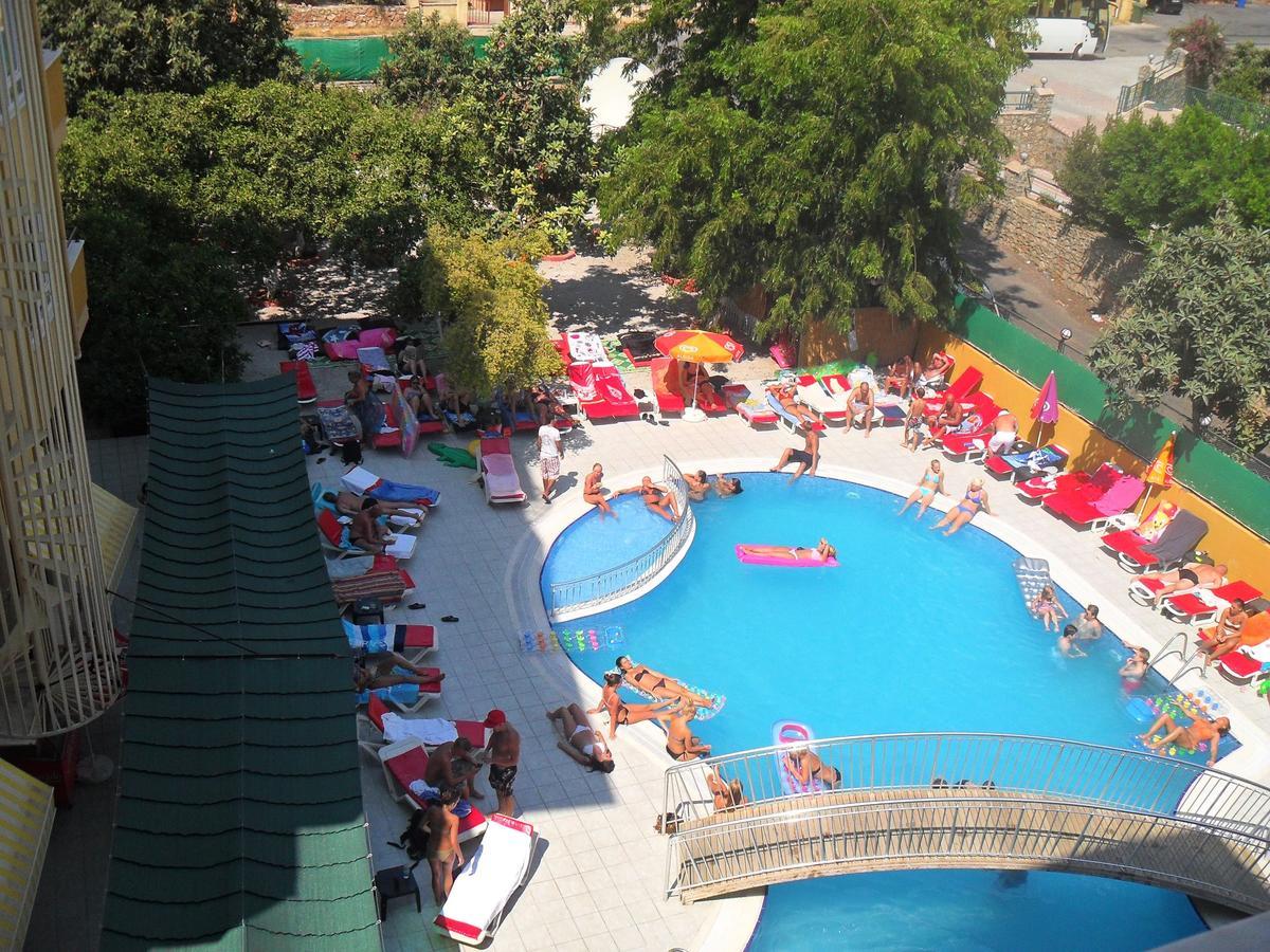 Rose Garden Apart Hotel Аланя Екстериор снимка